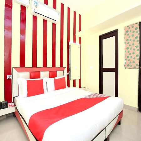 Oyo 12038 Hotel Alishan Чандигарх Экстерьер фото